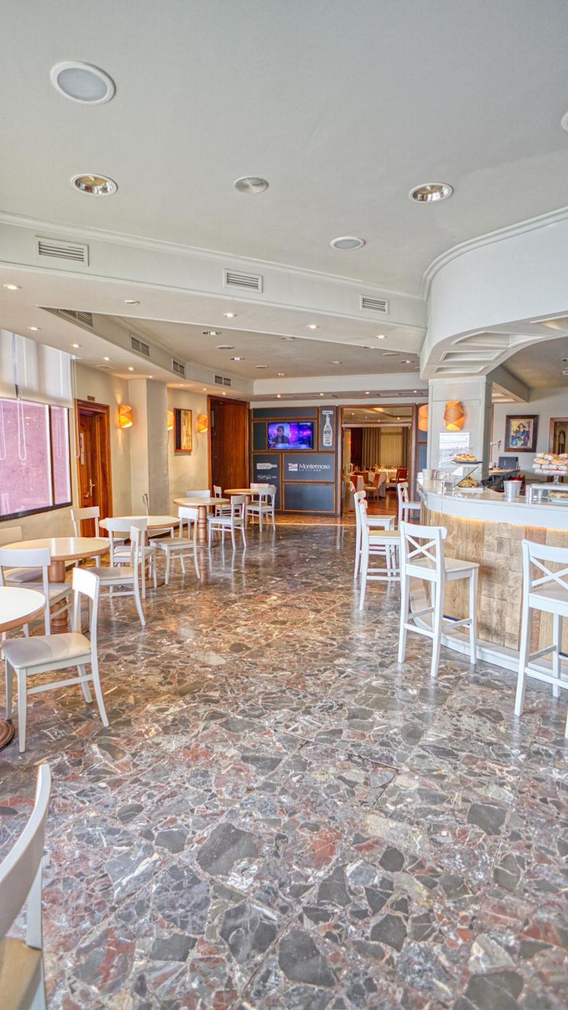 Hotel Montermoso اراندا دي دويرو المظهر الخارجي الصورة